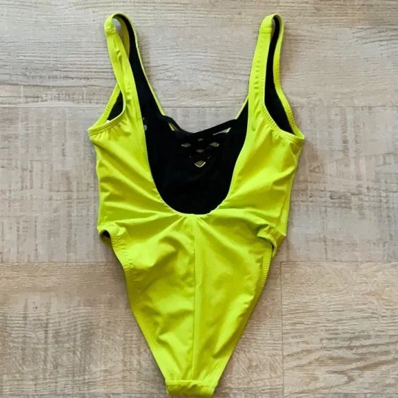 Nike Atomic Green Bathing Suit, Size XS - Picture 5 of 14